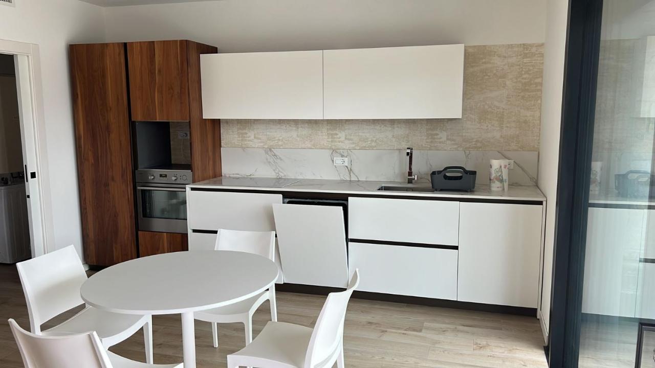 Apartment Lake Garda غارْدا المظهر الخارجي الصورة
